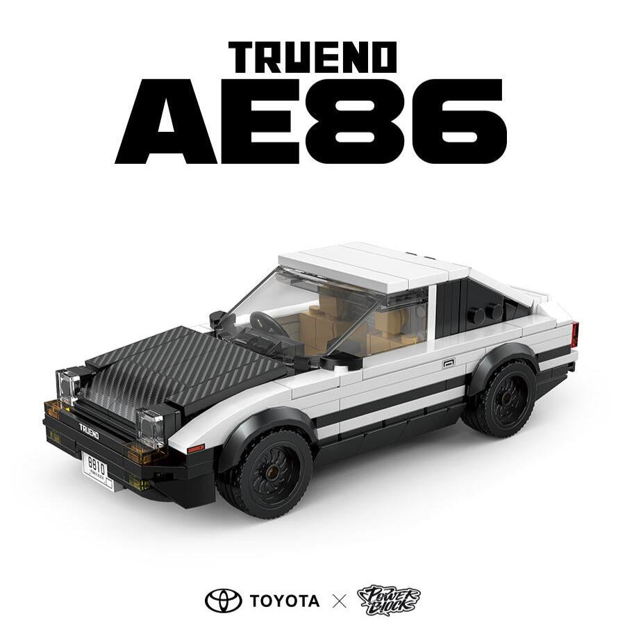 Toyota AE86 and shipping truck with display box